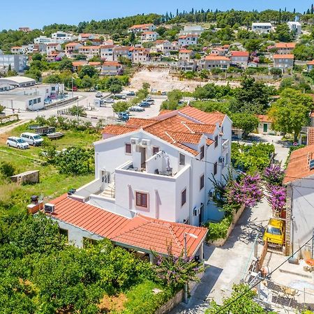 Villa Dinka Sutivan Buitenkant foto