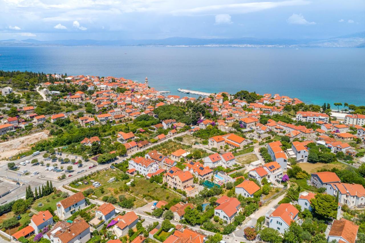 Villa Dinka Sutivan Buitenkant foto